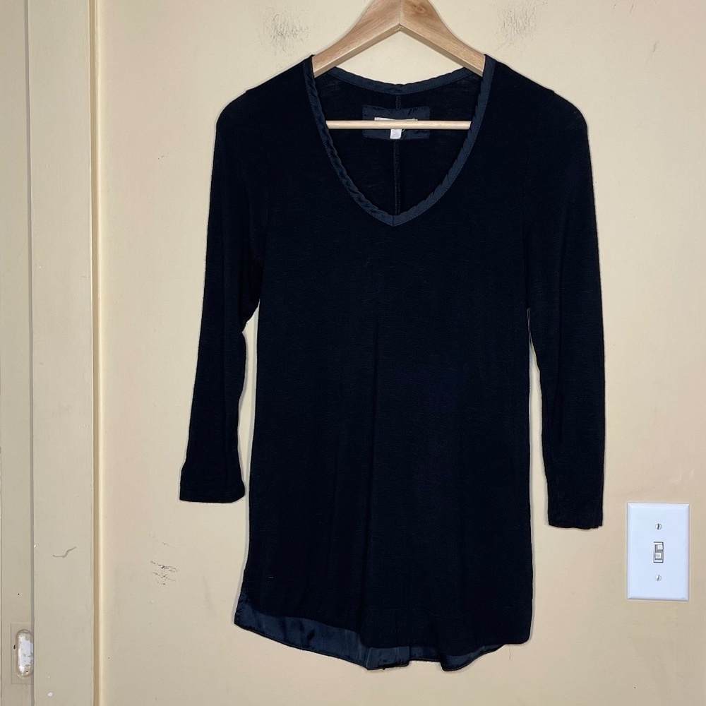 Elegant Black V-Neck Women's Top